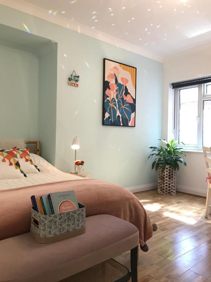 Modern Boutique Studio Apartment Bournemouth Luaran gambar